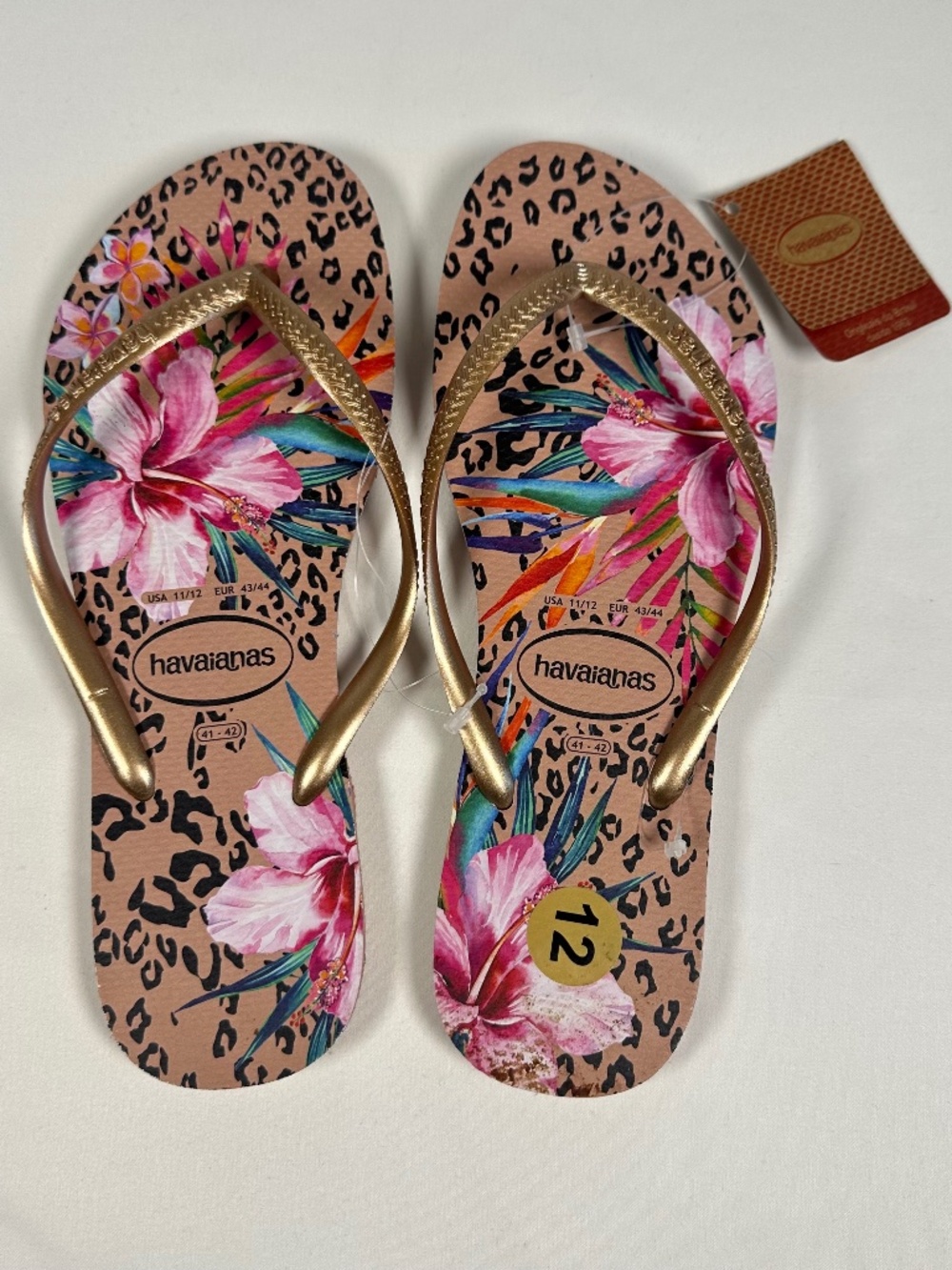 Havainas Women's Slim Animal Floral Crocus Rose Size 11-12 Flip Flops NWT